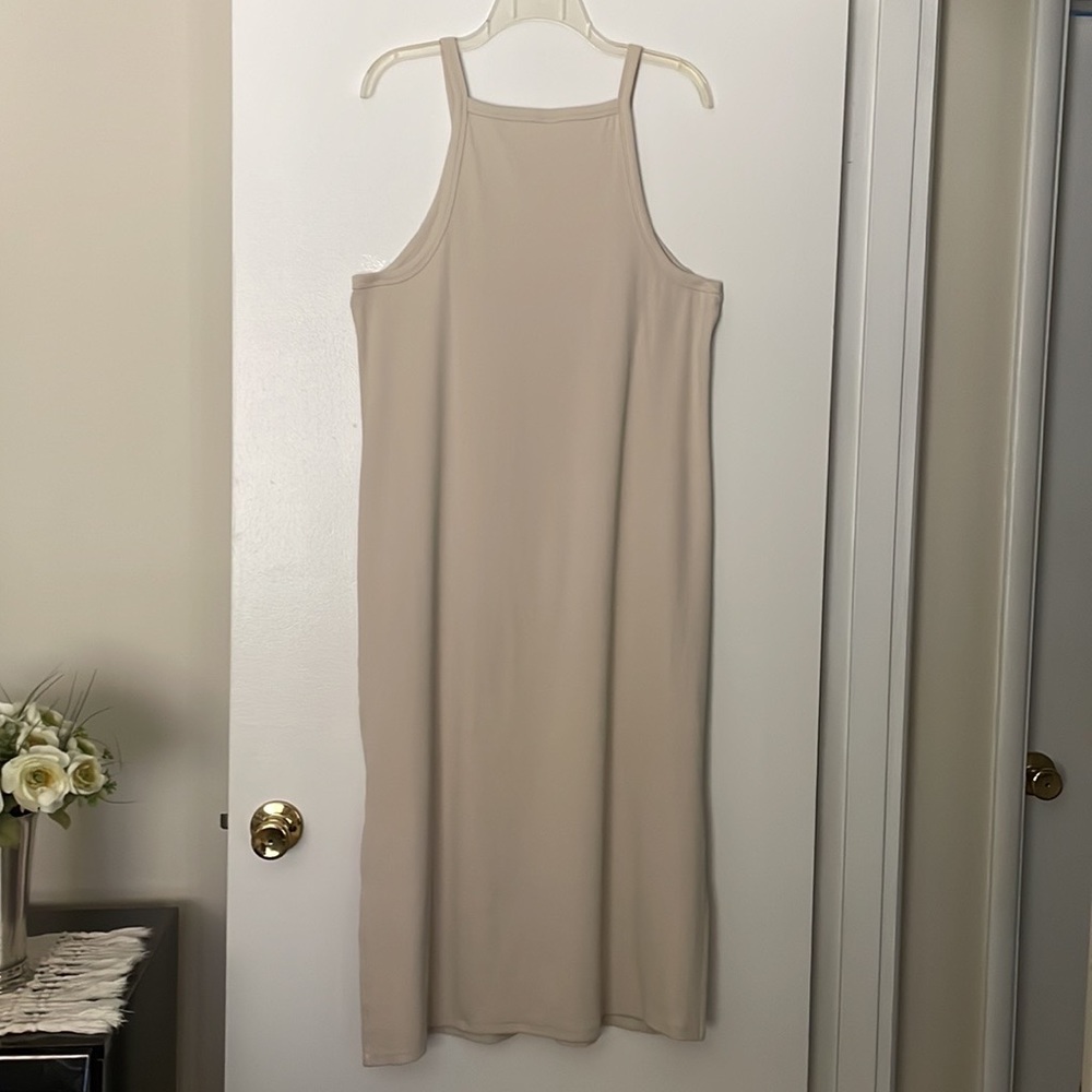 NWT Fitted Rib-Knit Midi Cami Dress. - Picture 12 of 16